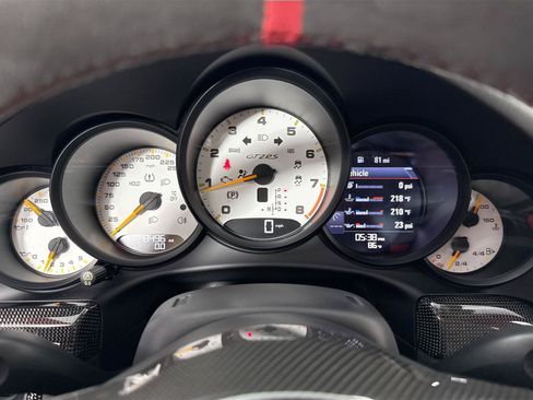 Used 2018 Porsche 911 GT2 RS RWD image 13