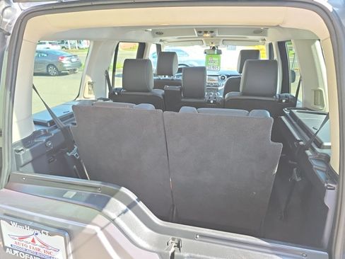 Used 2013 Land Rover LR4 HSE AWD/4WD image 40