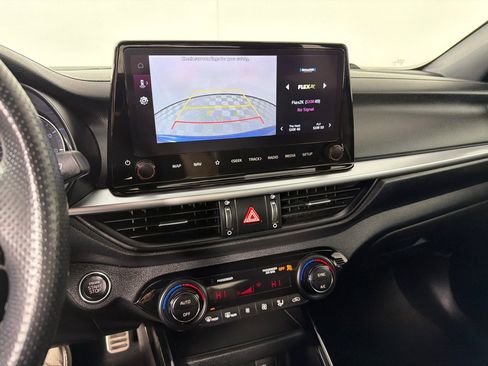 Used 2023 Kia Forte GT-Line w/ GT-Line Technology Package FWD image 15