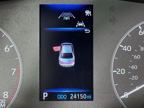 Used 2025 Toyota Corolla LE FWD image 14