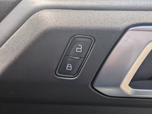 Used 2025 Ford Bronco Outer Banks AWD/4WD image 36