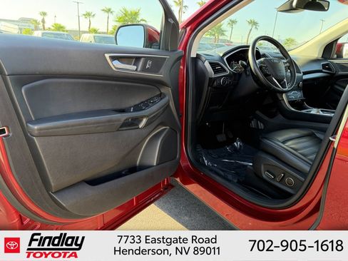 Used 2019 Ford Edge SEL w/ Equipment Group 201A FWD image 5