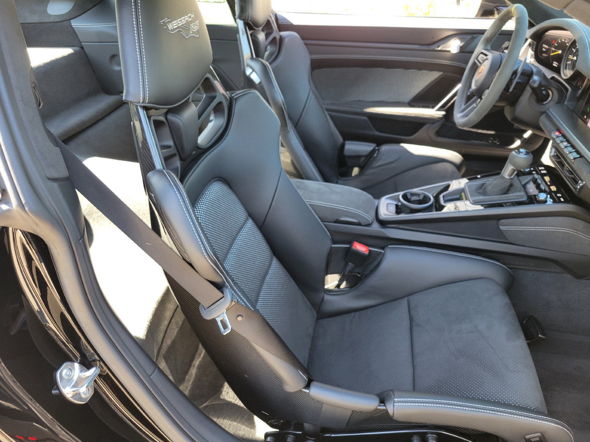 Certified 2024 Porsche 911 GT3 RS RWD image 27