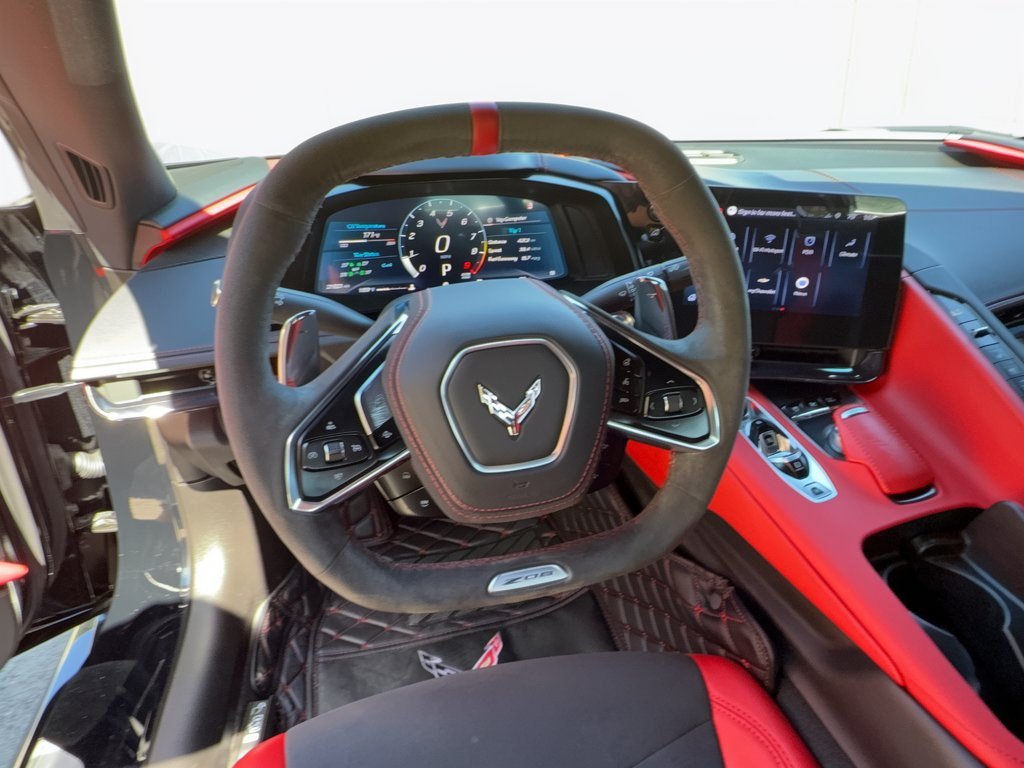 Used 2025 Chevrolet Corvette Z06 w/ Stealth Interior Trim Package RWD image 10