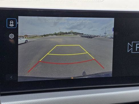 Used 2025 Hyundai Sonata SEL FWD image 27