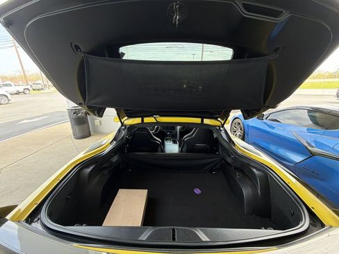Used 2016 Chevrolet Corvette Z06 w/ 3LZ Preferred Equipment Group RWD image 24