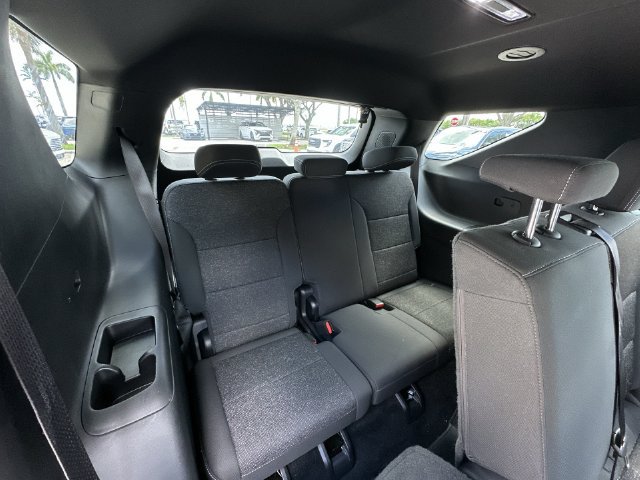 Certified 2024 Chevrolet Traverse LS FWD image 31