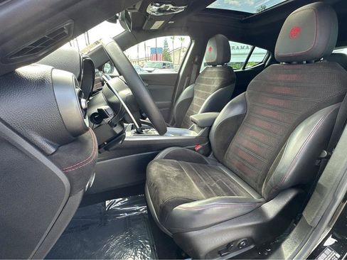 Used 2024 Alfa Romeo Tonale Veloce image 8