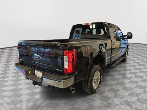 Certified 2019 Ford F250 XLT image 7