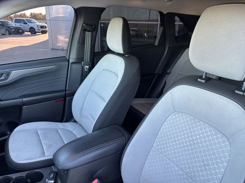 Used 2023 Ford Escape Active image 9