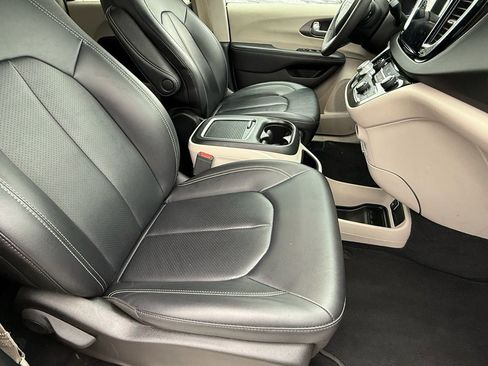 Used 2023 Nissan Altima 2.5 SV image 10