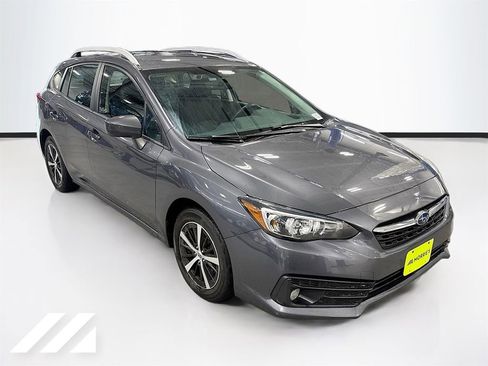 Used 2022 Subaru Impreza 2.0i Premium w/ Popular Package #3 AWD/4WD image 3