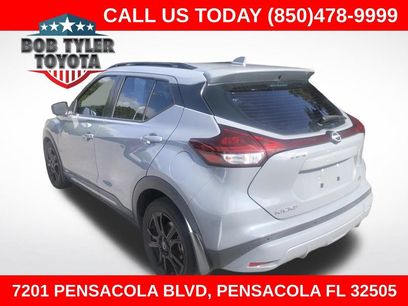 Used 2022 Nissan Kicks SR