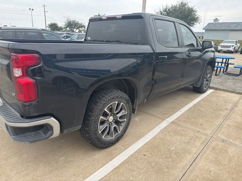 Used 2022 Chevrolet Silverado 1500 LT image 5
