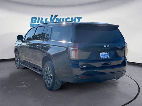 Used 2024 Chevrolet Suburban Z71 w/ Luxury Package image 3