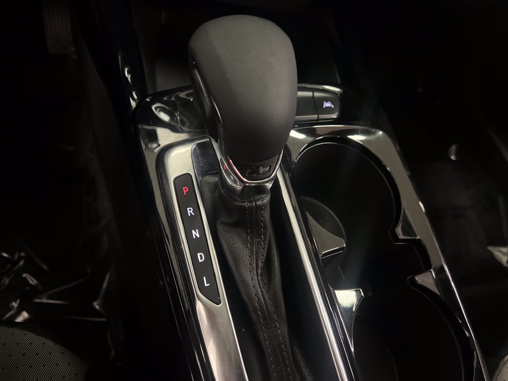 Used 2024 Chevrolet Trax LT FWD image 24