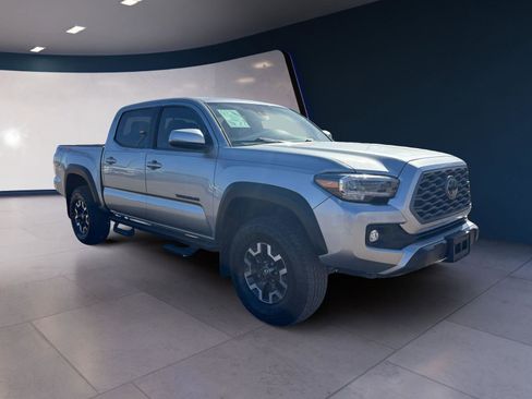 Used 2022 Toyota Tacoma TRD Off-Road image 7