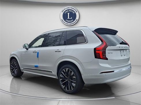 New 2026 Volvo XC90 B6 Plus w/ Protection Package Premier image 3