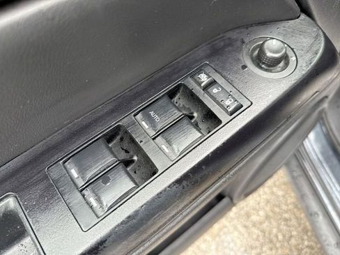 Used 2014 Jeep Patriot Latitude AWD/4WD image 13