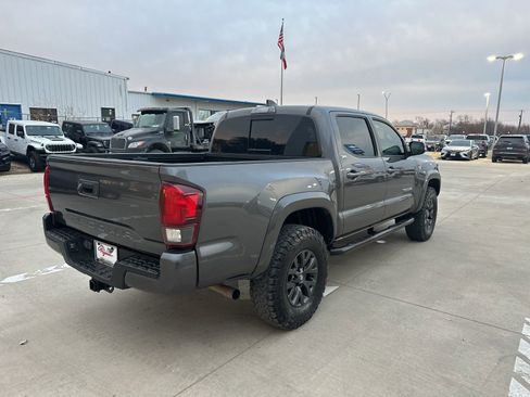 Used 2021 Toyota Tacoma SR5 image 5