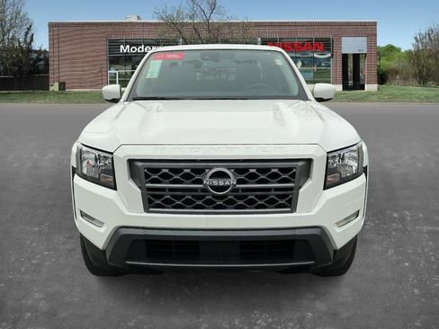 Used 2023 Nissan Frontier SV w/ SV Convenience Package image 6