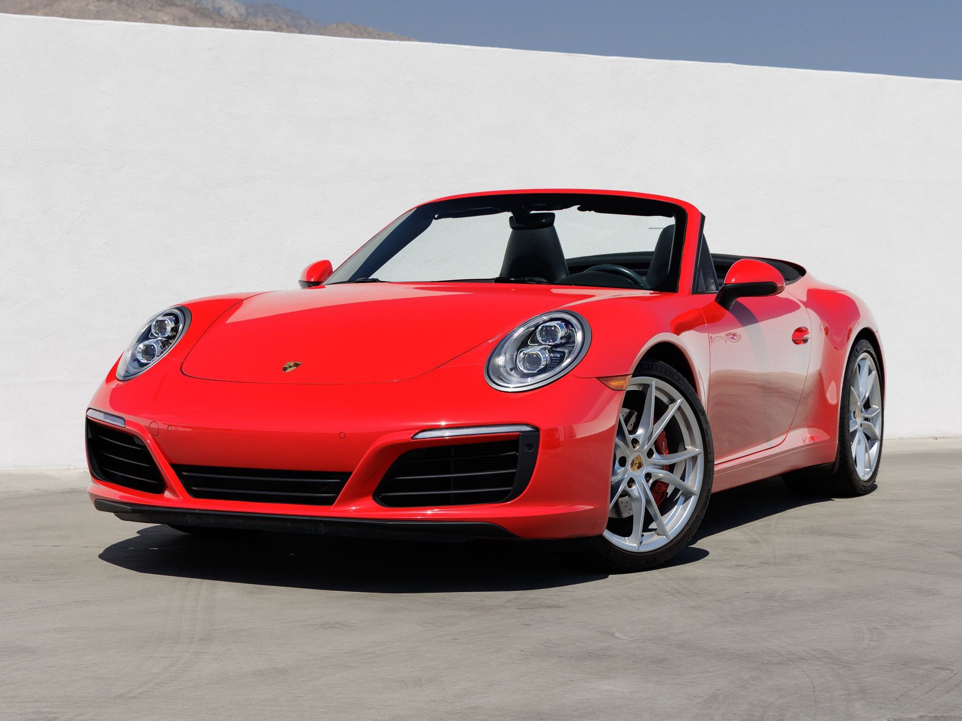 Certified 2019 Porsche 911 Carrera S RWD image 1