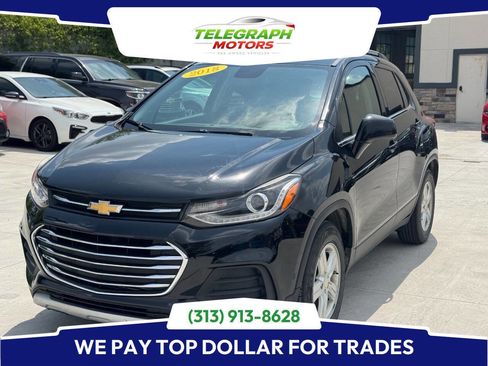 Used 2018 Chevrolet Trax LT FWD image 1