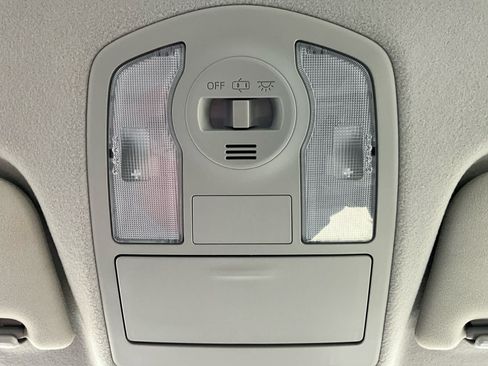 Used 2013 Toyota Prius V Two FWD image 18