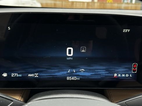 Used 2025 Chevrolet Equinox ACTIV image 27