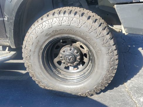 Used 2019 RAM 2500 Big Horn image 6