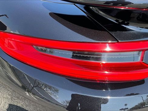 Used 2019 Porsche 911 Turbo AWD/4WD image 25
