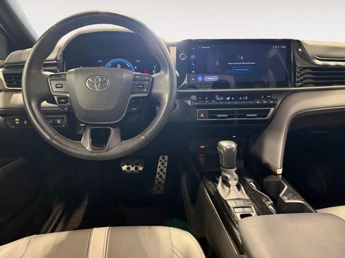 Used 2025 Toyota Camry SE w/ Multimedia Upgrade Package FWD image 11