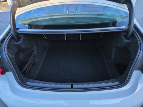 Certified 2024 BMW 330i Sedan w/ M Sport Package image 32