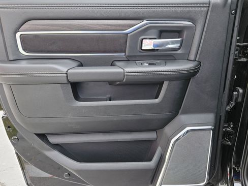 New 2026 RAM 4500 4x4 Crew Cab DRW w/ Laramie Trim Package image 20