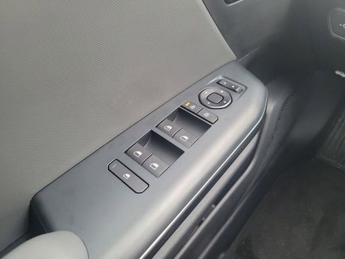 New 2025 Kia K4 LX image 27