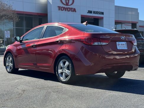 Used 2013 Hyundai Elantra GLS w/ Preferred Pkg image 9