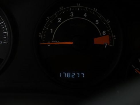 Used 2014 Jeep Patriot Sport w/ Power Value Group image 9