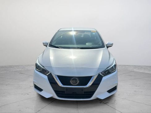 Used 2021 Nissan Versa SV FWD image 10