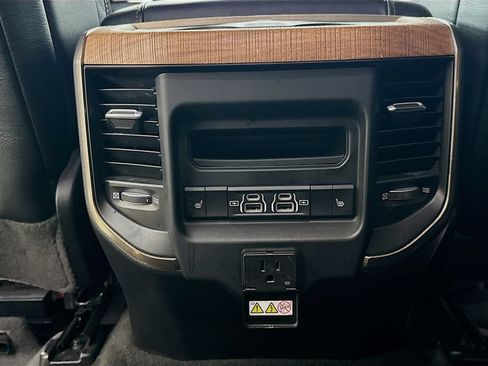 Used 2021 RAM 1500 Limited AWD/4WD image 31