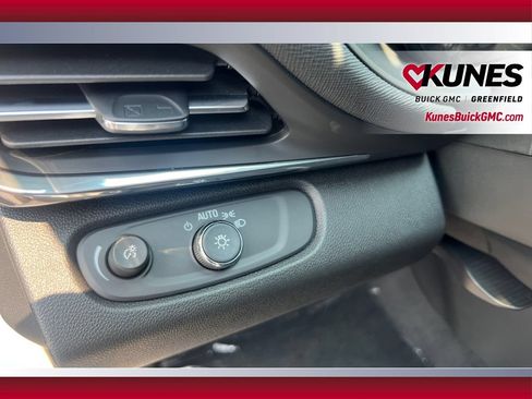 New 2026 Buick Envista Preferred w/ Convenience I Package FWD image 17