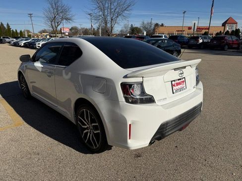 Used 2014 Scion tC image 7
