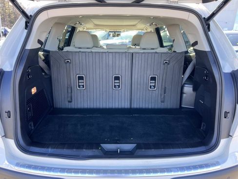 Used 2019 Subaru Ascent Limited w/ Popular Package #3 image 18