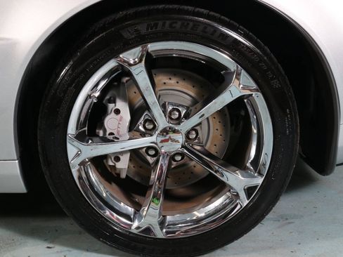 Used 2011 Chevrolet Corvette Grand Sport w/ Preferred Equipment Group RWD image 81