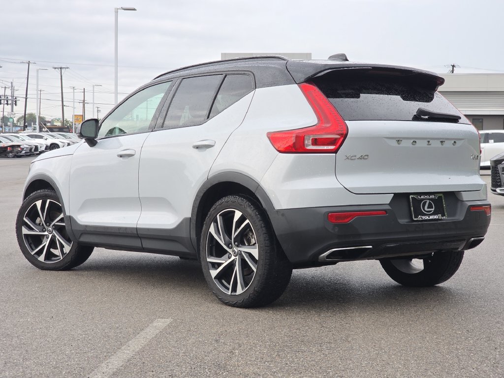 Used 2020 Volvo XC40 T5 R-Design w/ Protection Package Premier AWD/4WD image 8