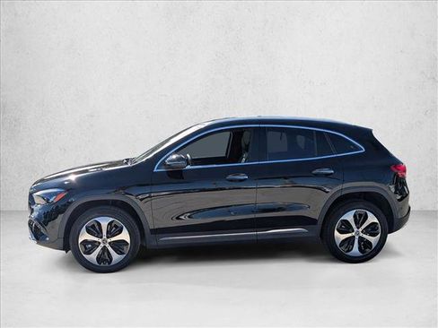Used 2025 Mercedes-Benz GLA 250 image 9