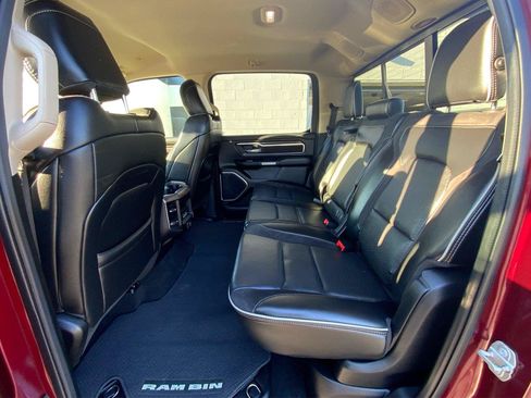 Used 2019 RAM 1500 Laramie AWD/4WD image 11