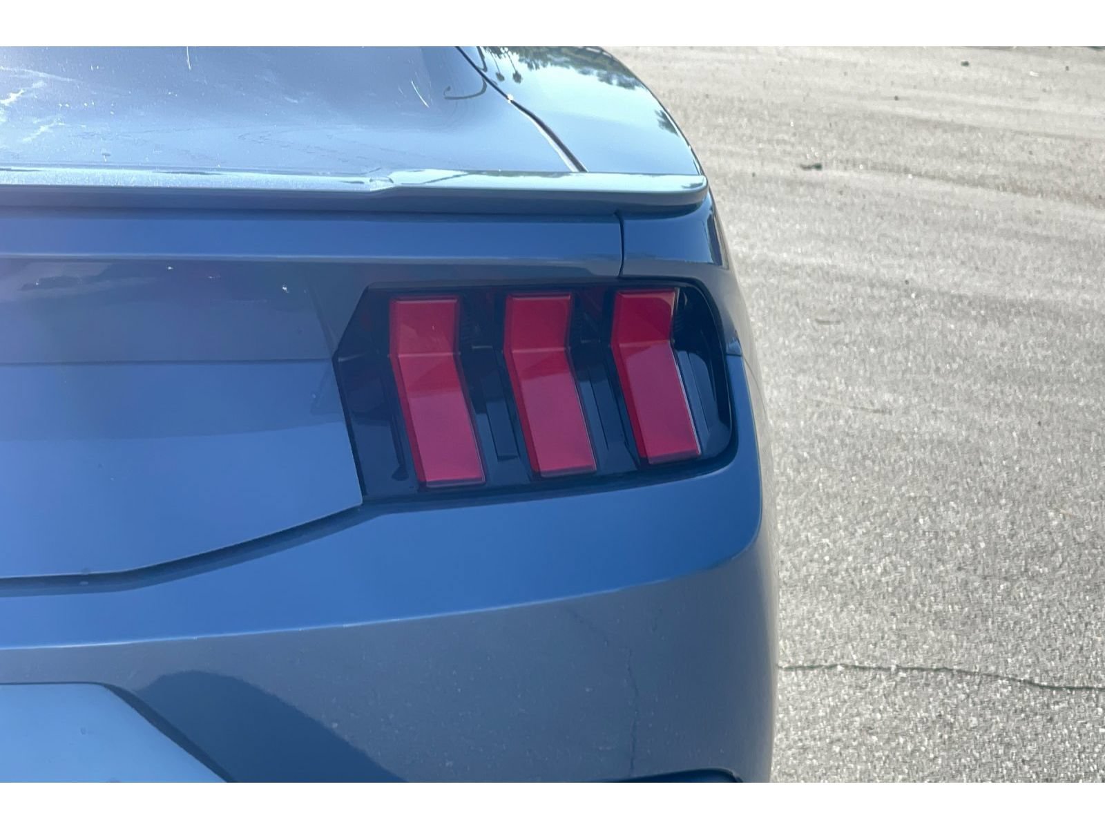 Used 2025 Ford Mustang GT RWD image 16
