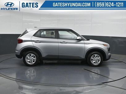 New 2026 Hyundai Venue SE