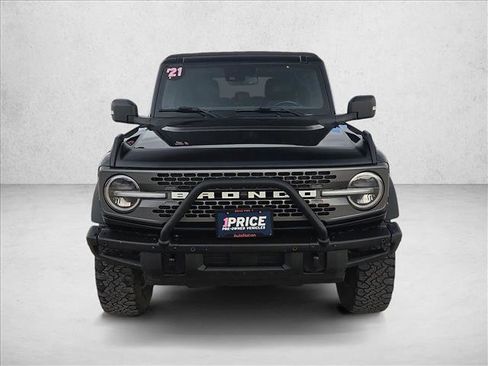 Used 2021 Ford Bronco Badlands image 2