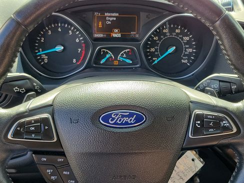 Used 2017 Ford Escape SE w/ SE Sport Appearance Package FWD image 10